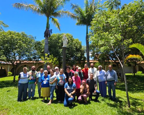 ee_8-dias_retiro-inaciano_casa-de-nazare_montes-claros (1)