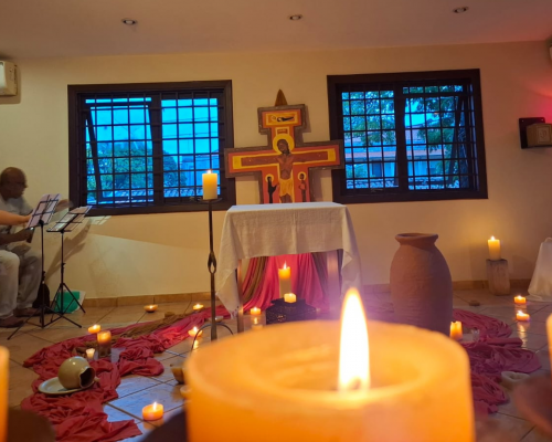 noite_de_taize_dezembro_casa-santo-inacio_banner_noticia_rede-servir